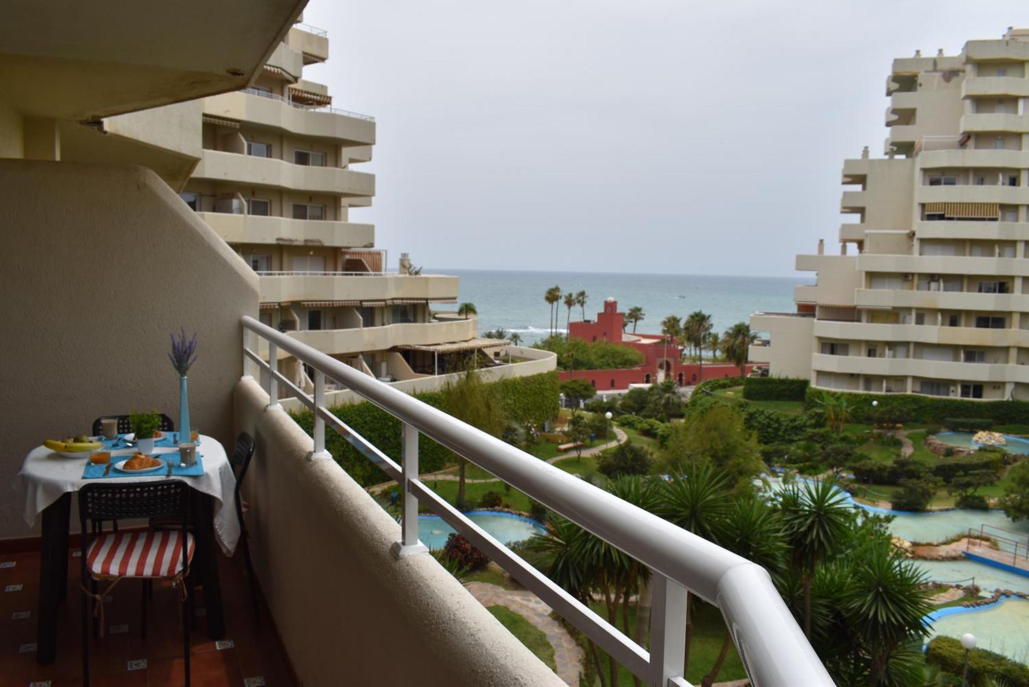 Benal Beach 327 Benalmadena Bagian luar foto